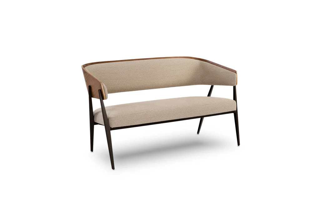 Type_Settee
