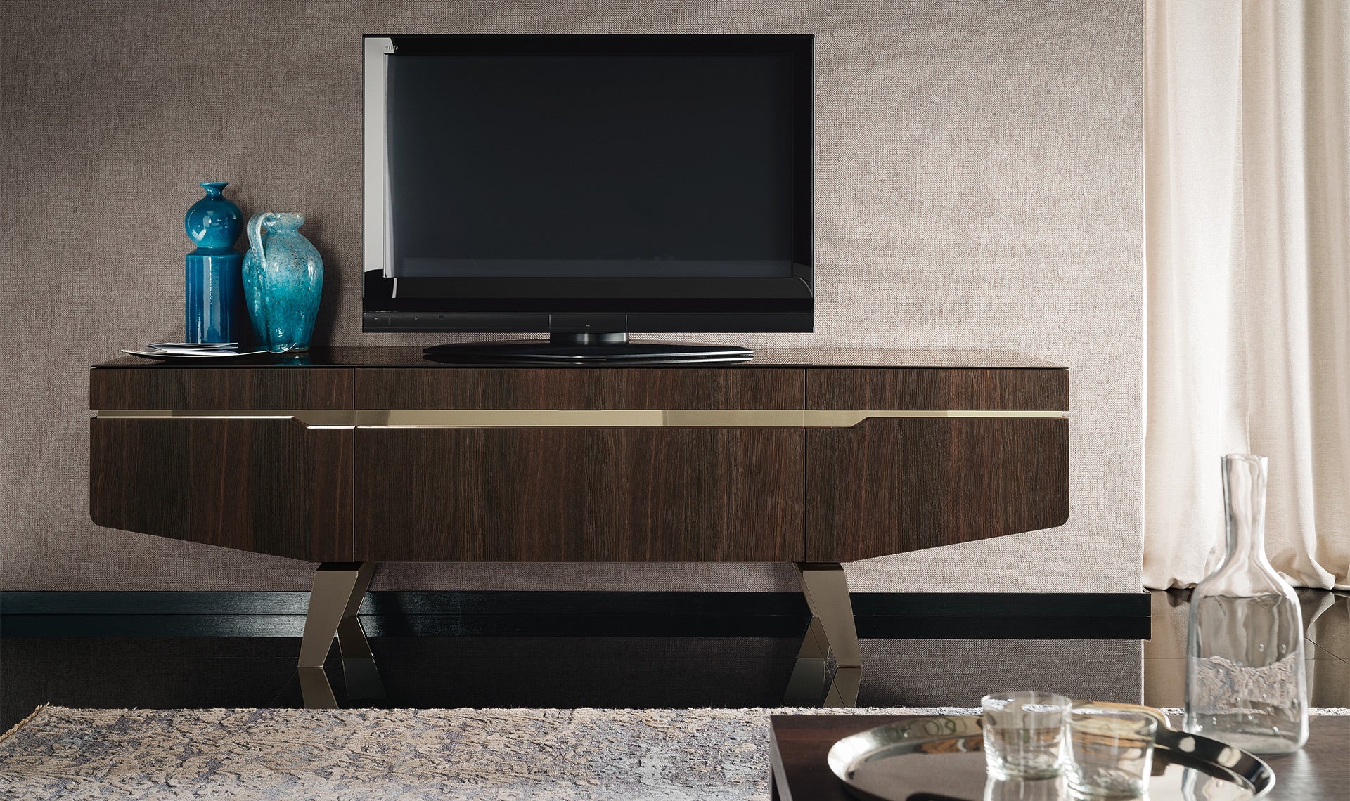 Type_TV Stand