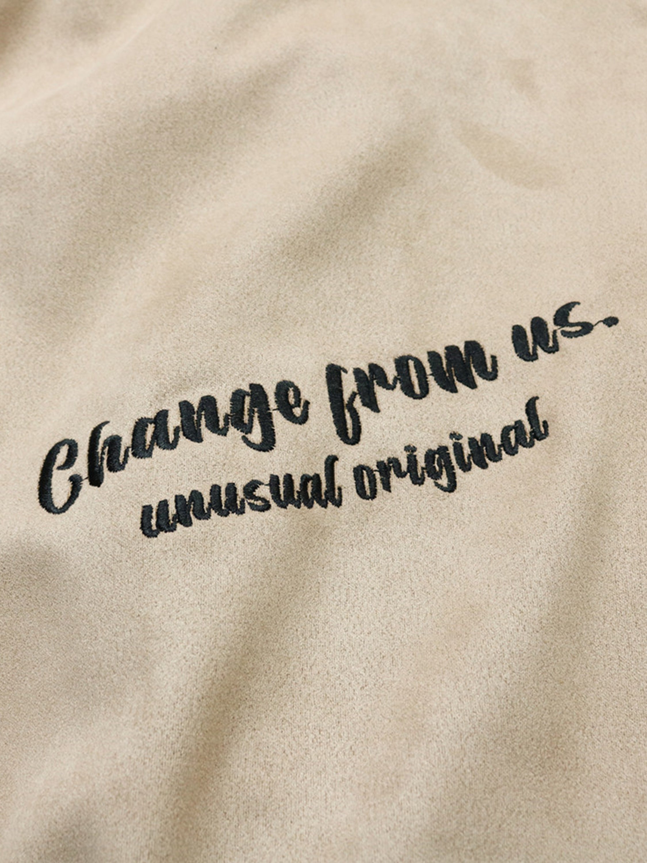 The Vimiaparty Heart Letter Embroidered Jacket